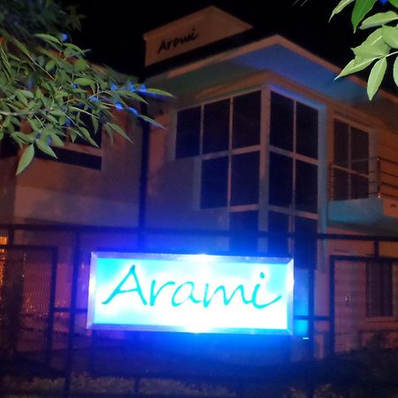 Complejo Arami Apart Colón Dış mekan fotoğraf