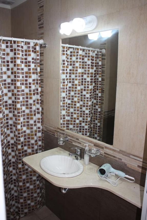 Complejo Arami Apart Colón Dış mekan fotoğraf