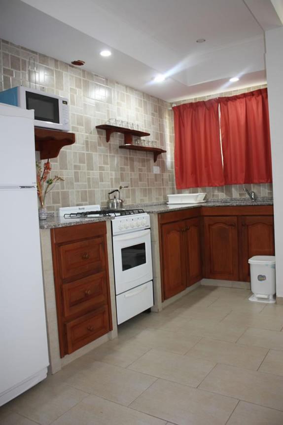 Complejo Arami Apart Colón Dış mekan fotoğraf